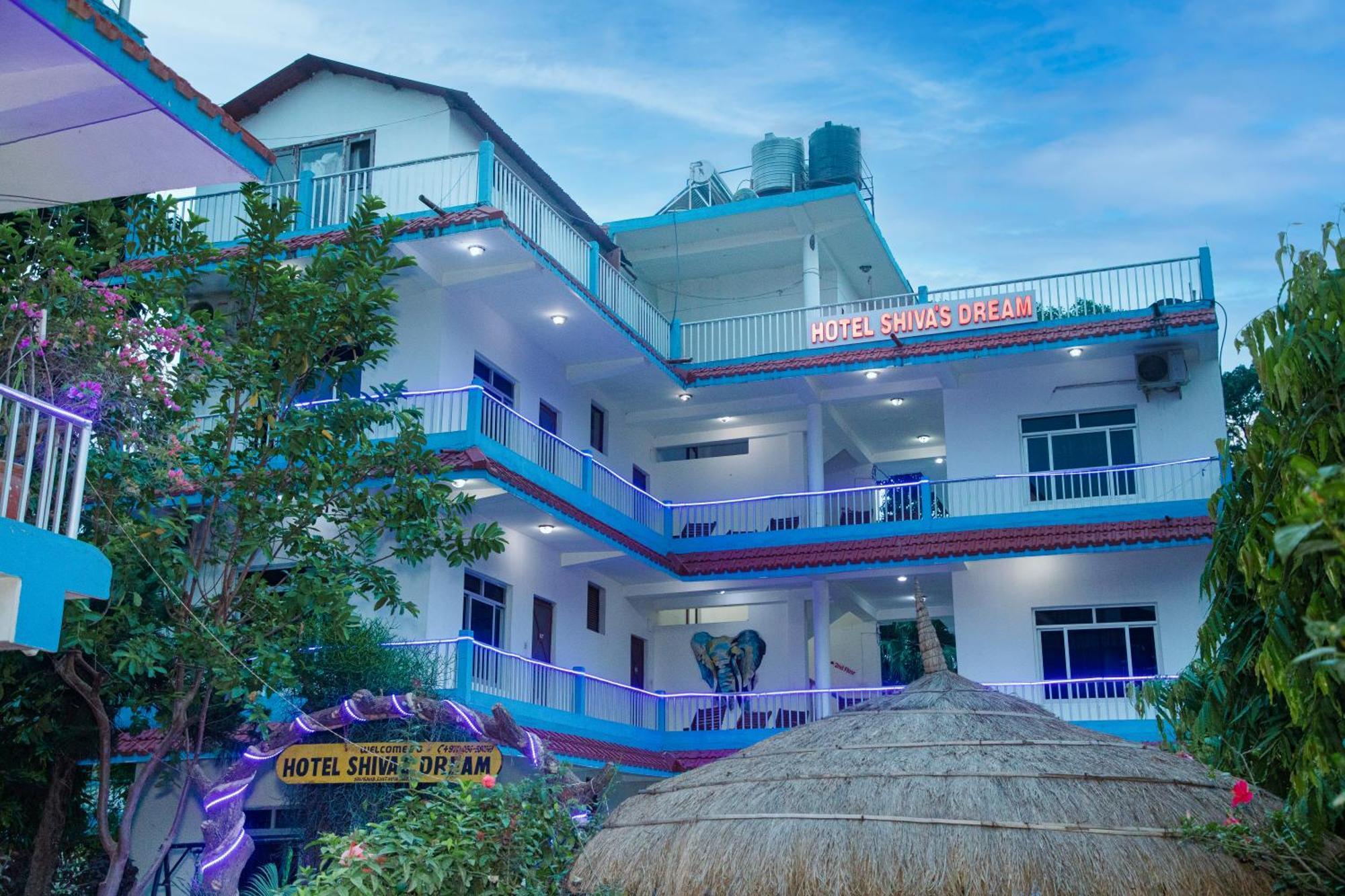 Hotel Shiva'S Dream Sauraha Eksteriør billede